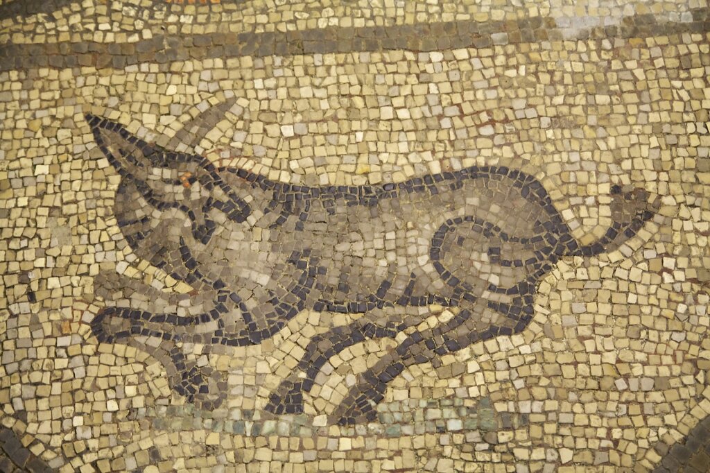 Bodenmosaik in der Krypta der Basilika von Aquileia